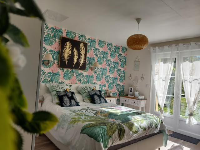 Bed and Breakfast Les Nids De La Baie Favieres  Экстерьер фото